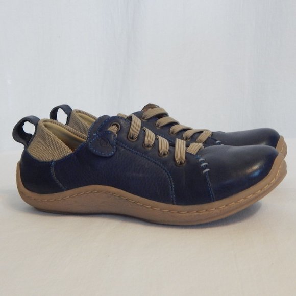 born slip on sneakers